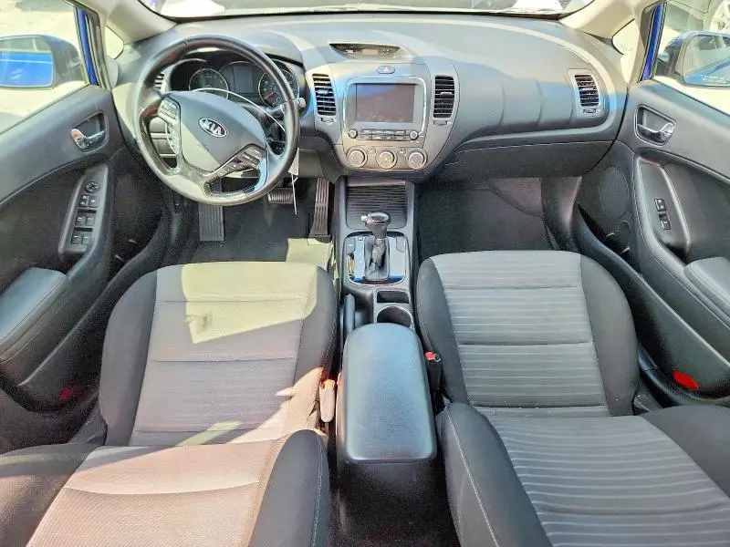 2017 KIA FORTE S  