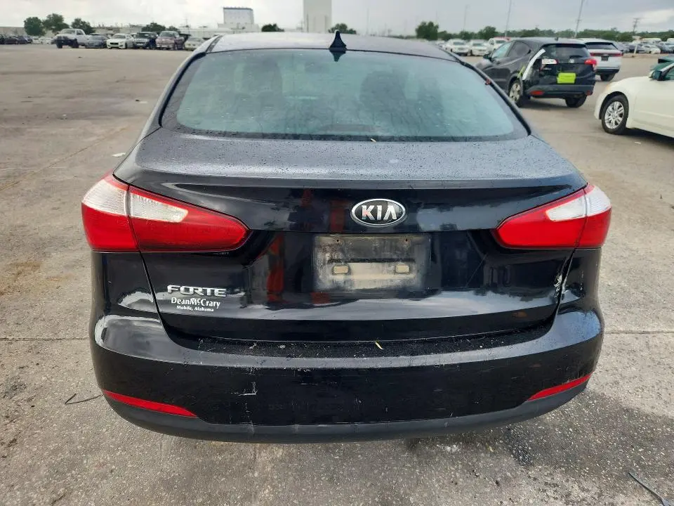 2016 KIA FORTE LX  