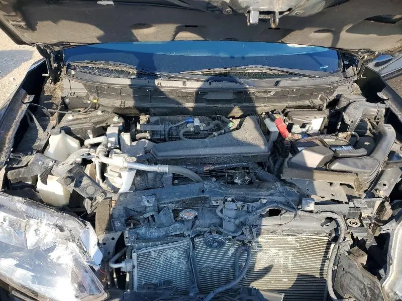 2014 NISSAN ROGUE SV  