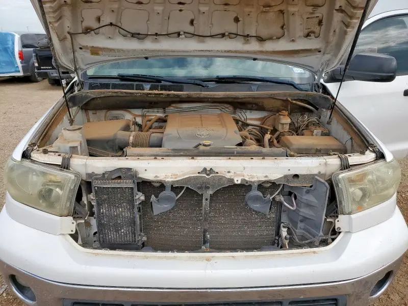 2010 TOYOTA TUNDRA CREWMAX SR5  