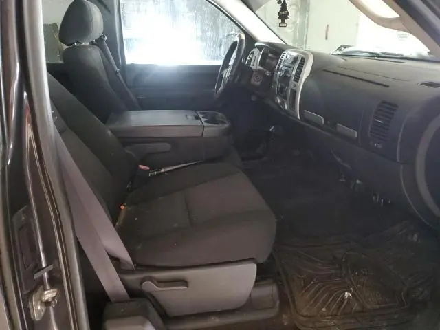2011 CHEVROLET SILVERADO K1500 LT