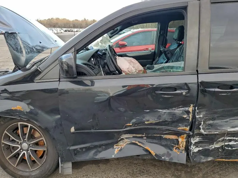 2017 DODGE GRAND CARAVAN GT  