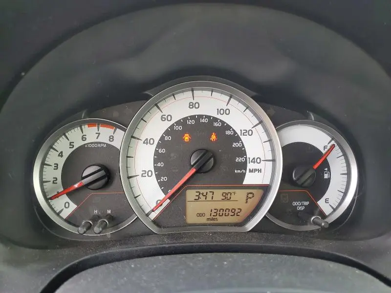 2014 TOYOTA YARIS 5-DOOR SE  