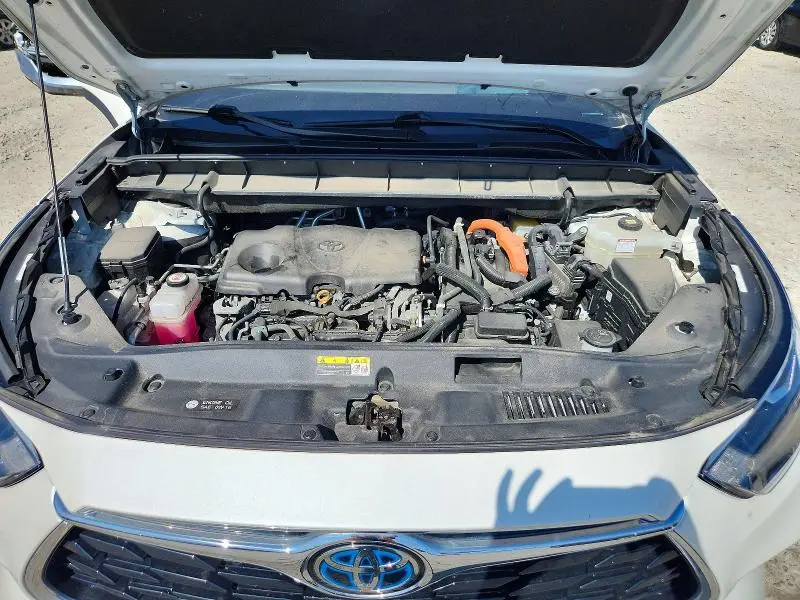 2021 TOYOTA HIGHLANDER HYBRID PLATINUM  