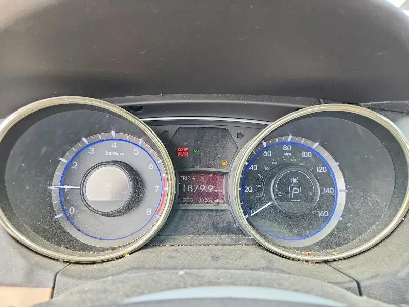2011 HYUNDAI SONATA GLS  