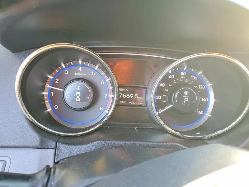 2011 HYUNDAI SONATA GLS  