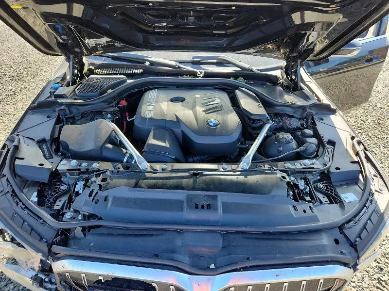 2024 BMW 530 XI  