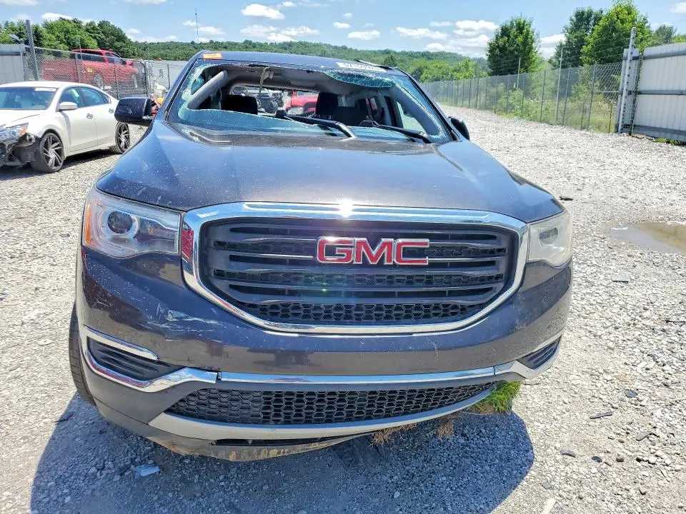 2017 GMC ACADIA SLE  