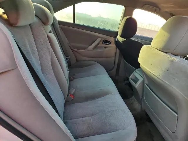 2011 TOYOTA CAMRY LE  