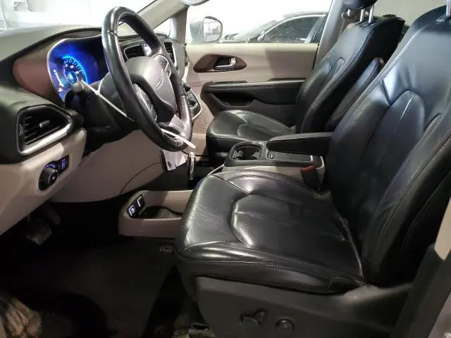 2017 CHRYSLER PACIFICA TOURING L PLUS  