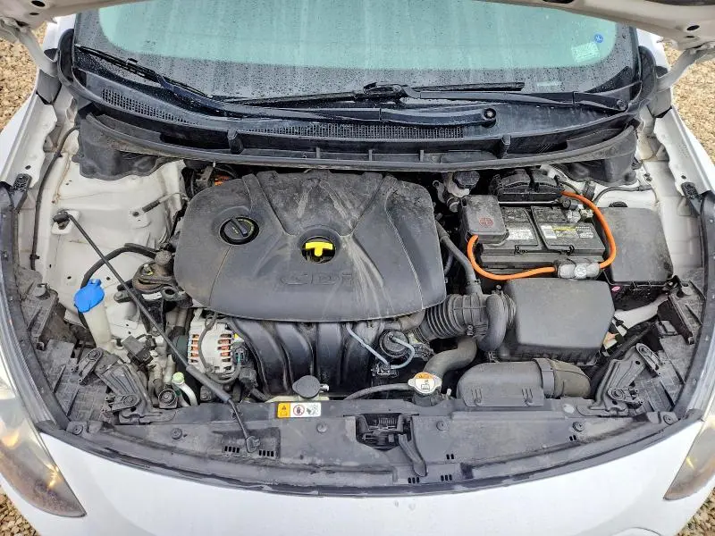 2016 HYUNDAI ELANTRA GT BASE  