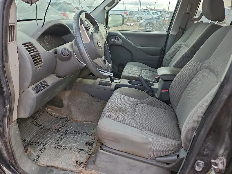 2015 NISSAN FRONTIER S  