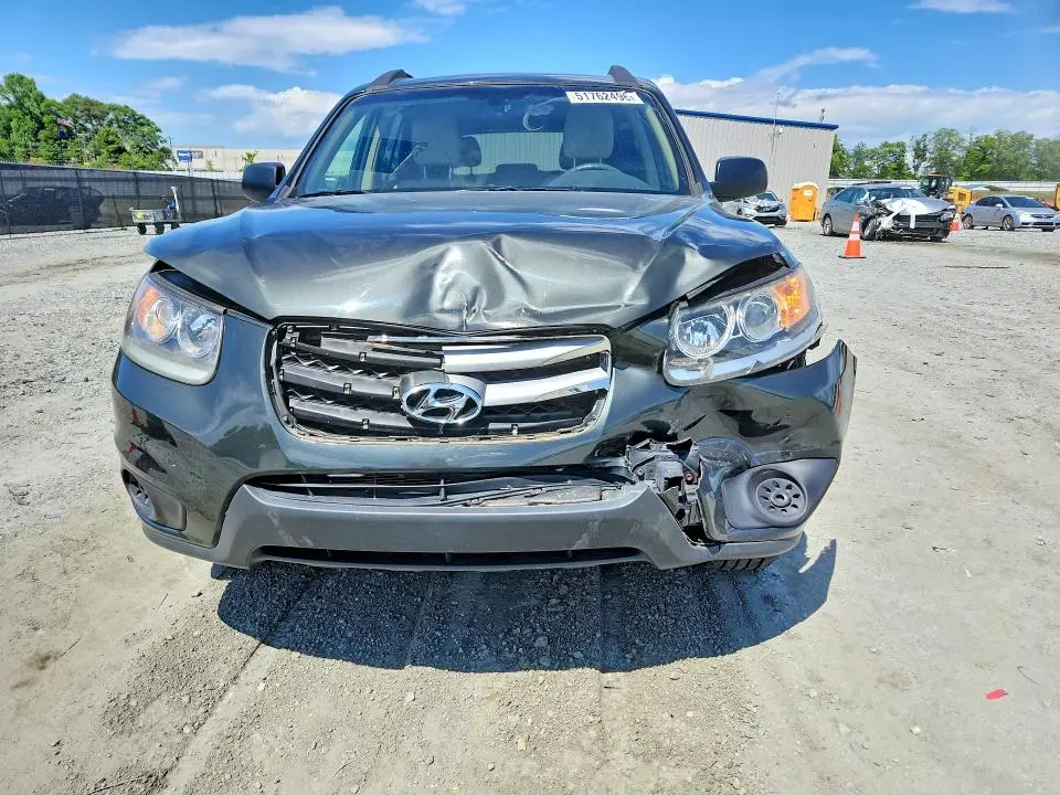 2012 HYUNDAI SANTA FE GLS  
