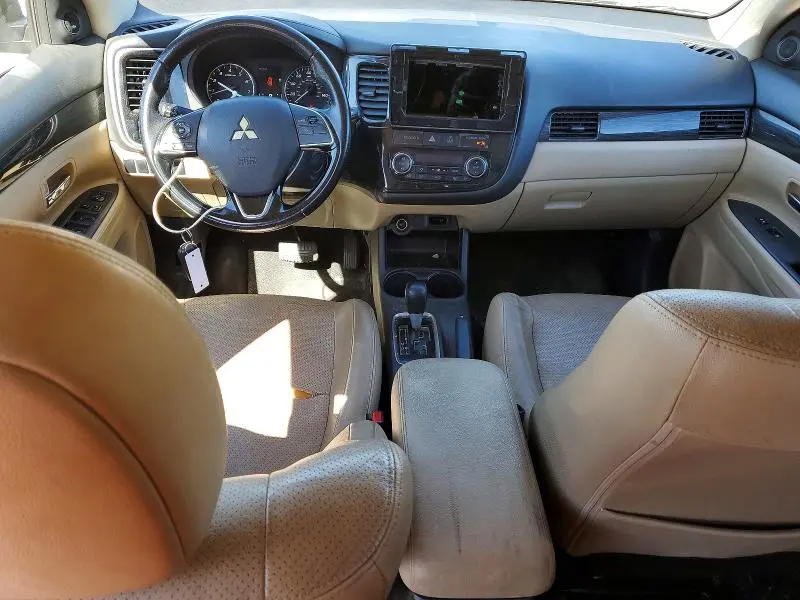 2016 MITSUBISHI OUTLANDER SE  