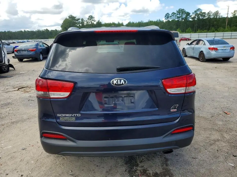 2016 KIA SORENTO LX  