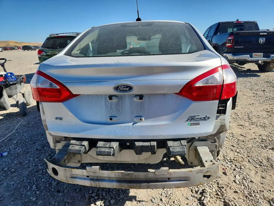 2016 FORD FIESTA SE  