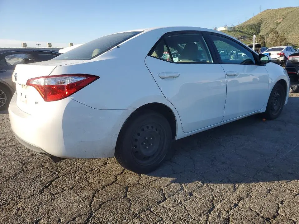 2015 TOYOTA COROLLA LE  