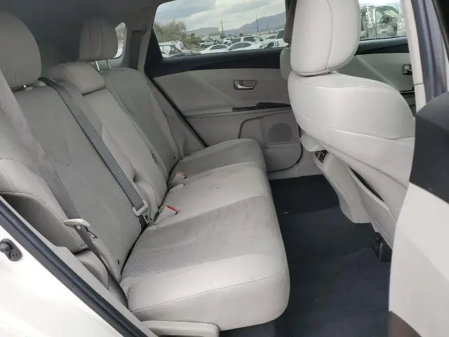 2012 TOYOTA VENZA LE  