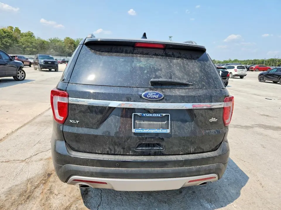 2017 FORD EXPLORER XLT  