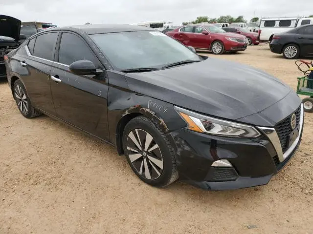 2022 NISSAN ALTIMA SV