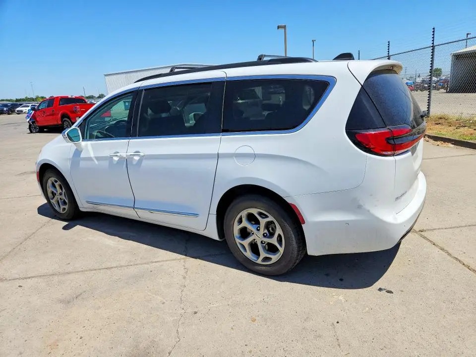 2022 CHRYSLER PACIFICA LIMITED  