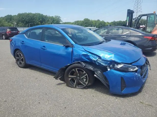 2024 NISSAN SENTRA SV  