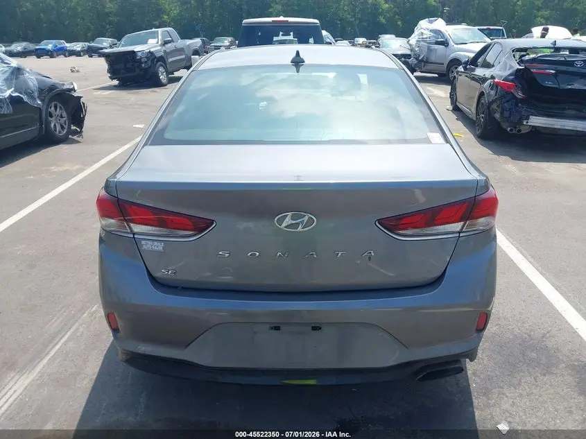 2018 HYUNDAI SONATA SE