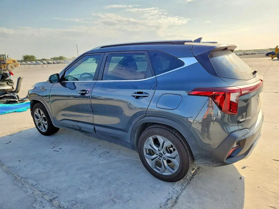 2024 KIA SELTOS S  