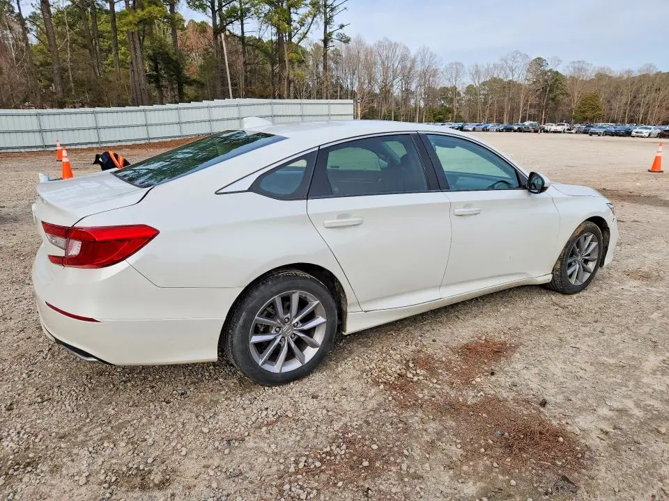 2021 HONDA ACCORD LX  