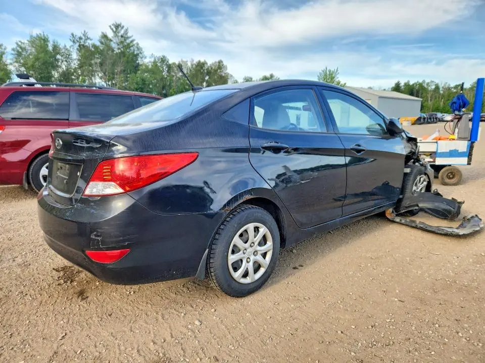 2012 HYUNDAI ACCENT GLS  