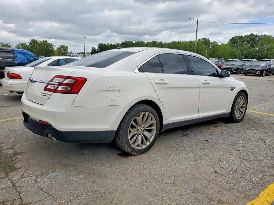 2015 FORD TAURUS LIMITED  