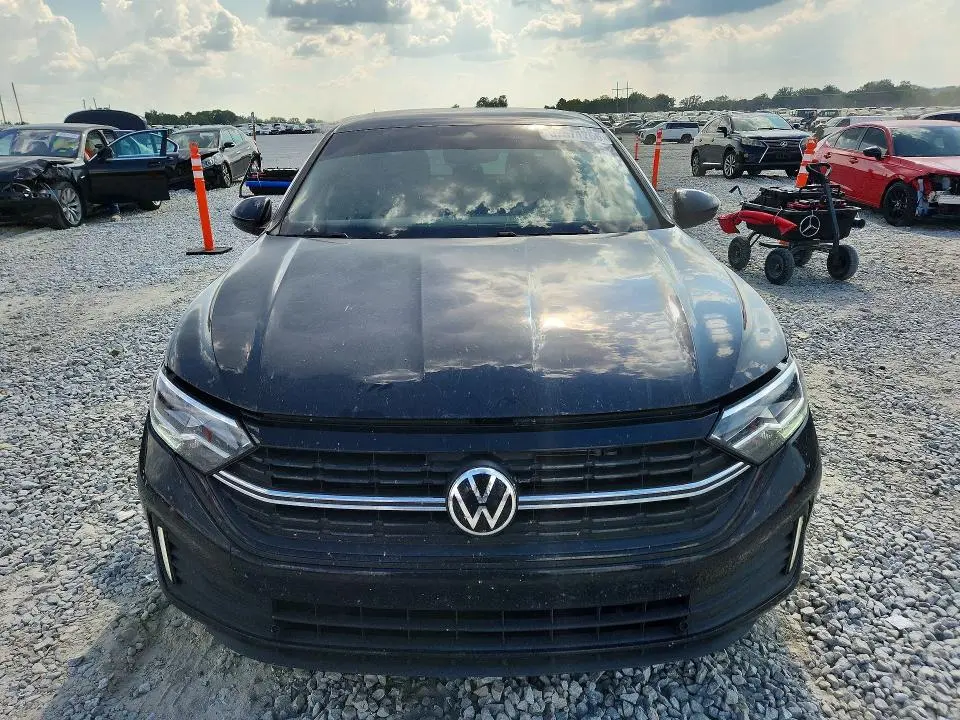 2023 VOLKSWAGEN JETTA SPORT  