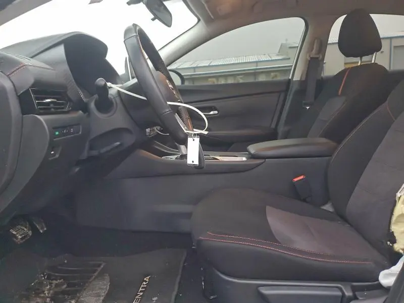 2024 NISSAN SENTRA SR  