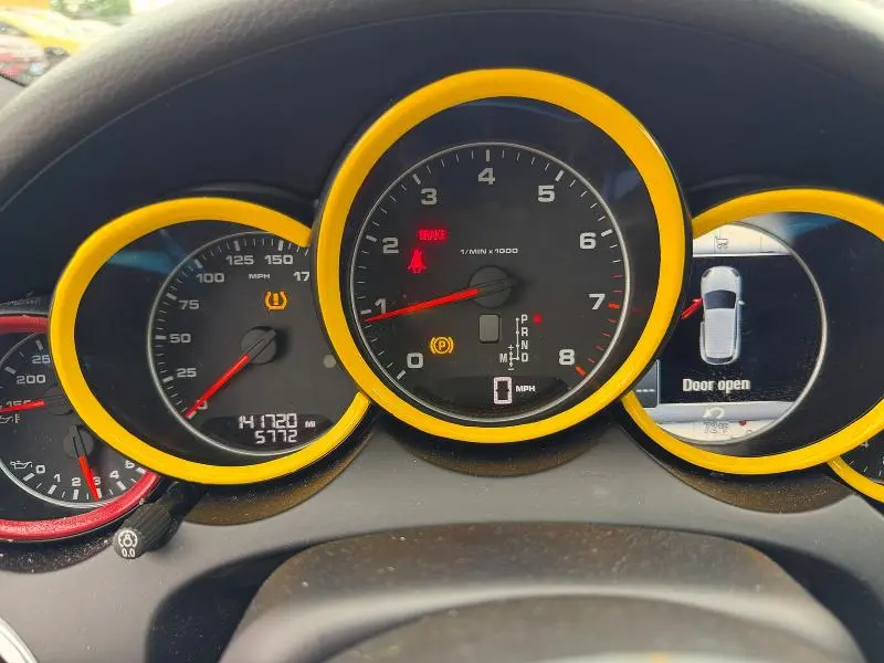 2018 PORSCHE CAYENNE   