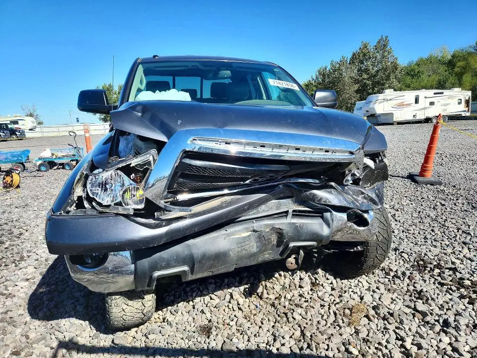 2011 TOYOTA TUNDRA DOUBLE CAB SR5  