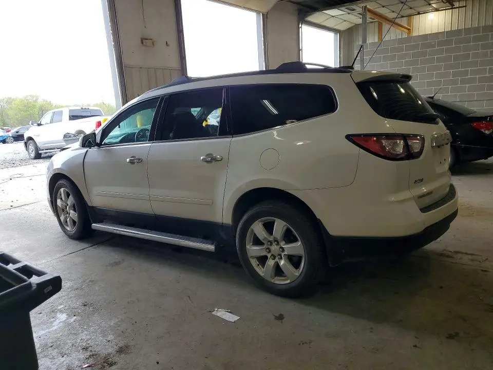 2017 CHEVROLET TRAVERSE LT  