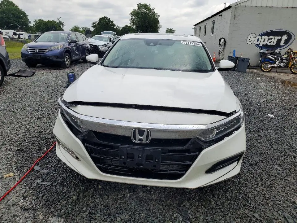 2018 HONDA ACCORD EX  