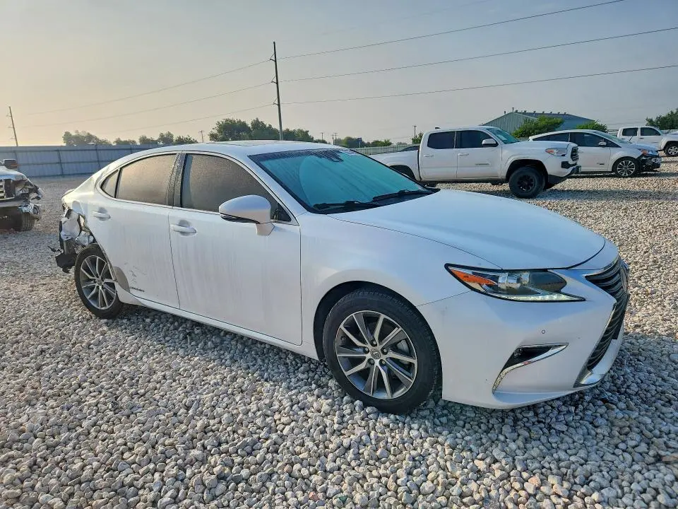 2016 LEXUS ES 300H  