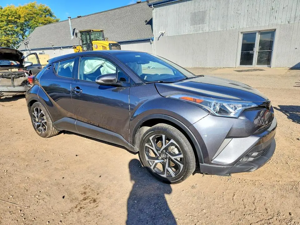 2018 TOYOTA C-HR XLE PREMIUM  