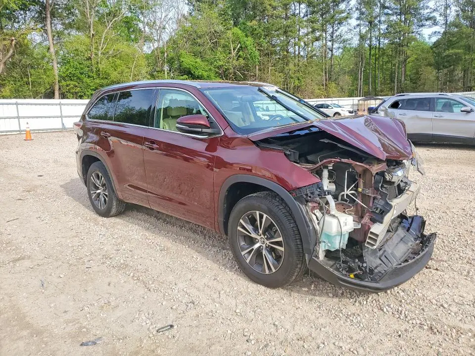 2016 TOYOTA HIGHLANDER XLE  