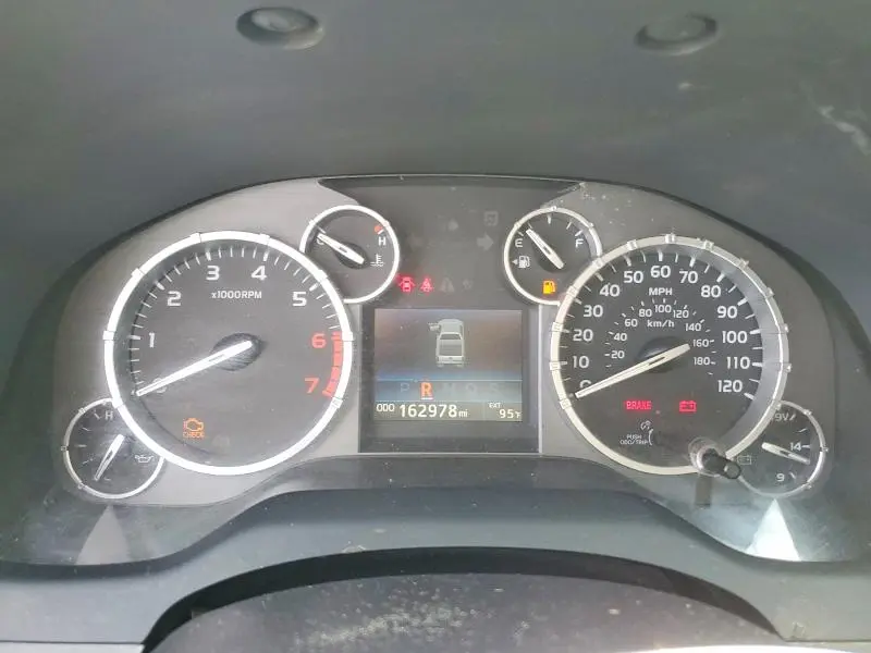 2017 TOYOTA TUNDRA SR5  