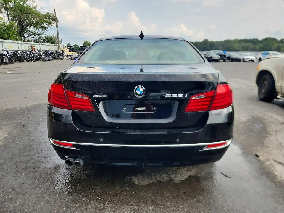 2014 BMW 528 XI  