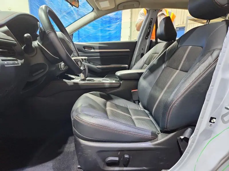 2024 NISSAN ALTIMA SR  