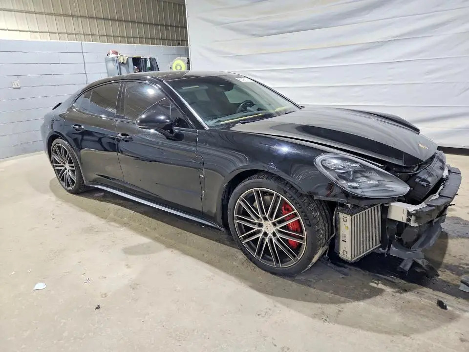 2017 PORSCHE PANAMERA TURBO  