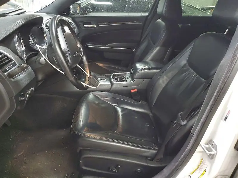 2011 CHRYSLER 300 LIMITED  