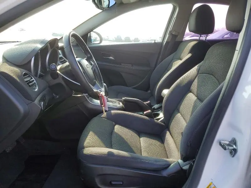 2013 CHEVROLET CRUZE LT  
