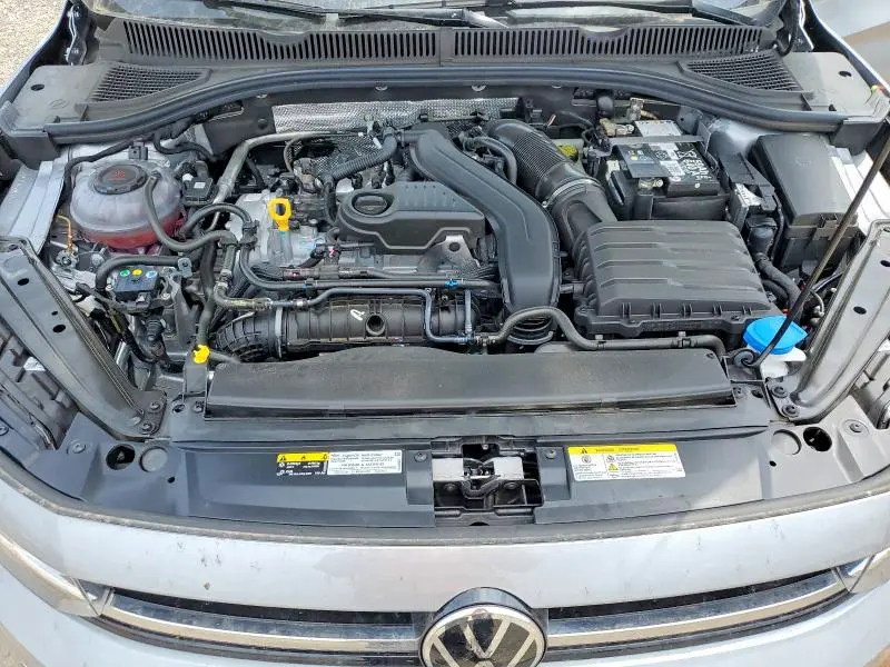 2025 VOLKSWAGEN JETTA SE  