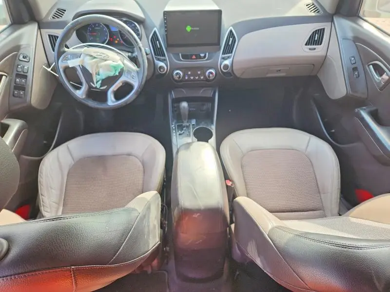 2011 HYUNDAI TUCSON GLS  