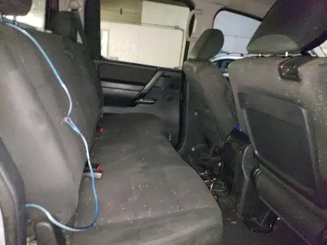 2010 NISSAN TITAN XE  