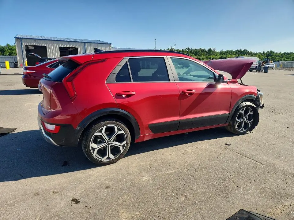 2024 KIA NIRO EX  